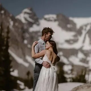 wandering weddings