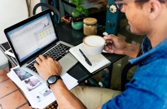 What Makes Emergency Plumbing Keywords Convert Better?