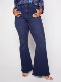 Bell bottom jeans for women in the USA: What to look for when shopping for them