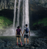 What Are Relationship Retreats and How Can They Transform Couples?